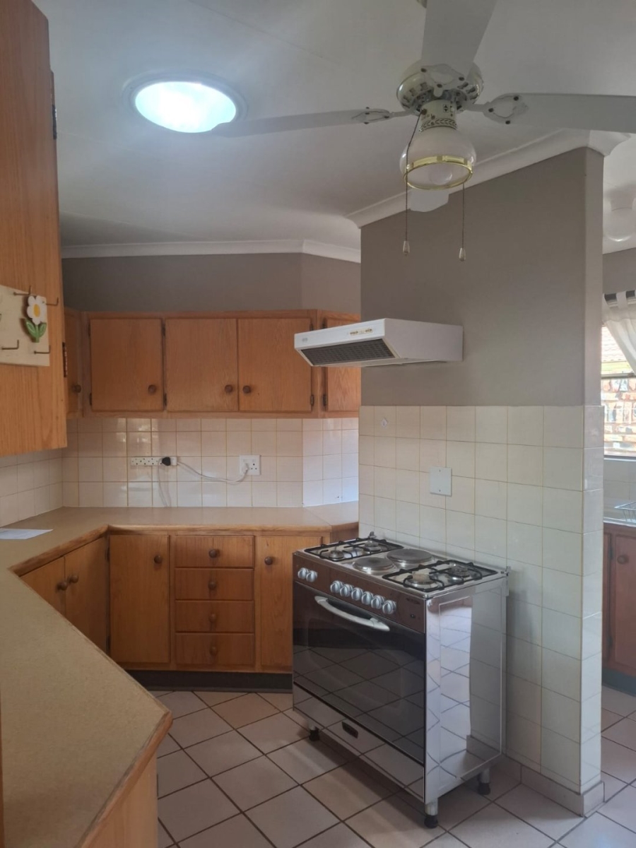 2 Bedroom Property for Sale in Pellissier Free State